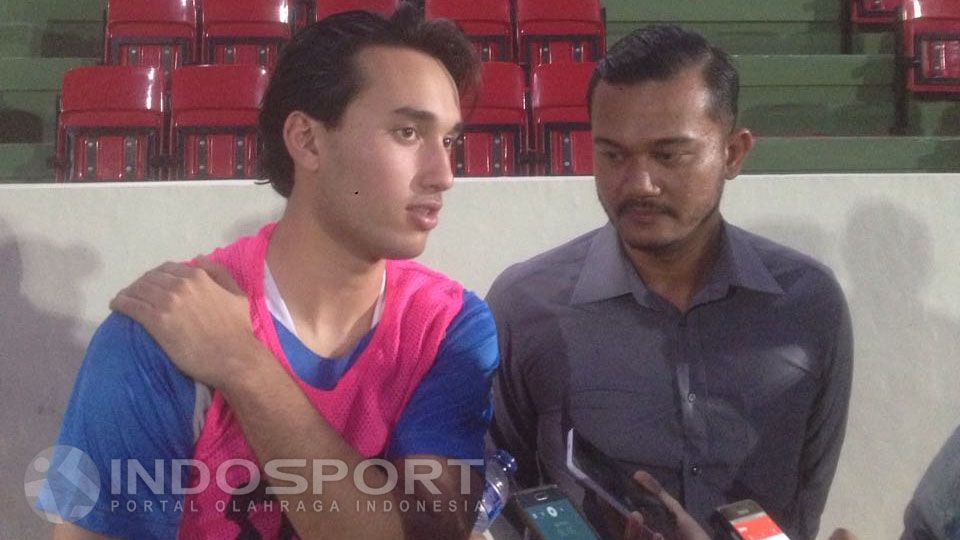 Ezra Walian Copyright: © Muhammad Adi Yaksa/INDOSPORT